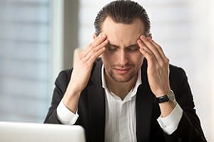 CBD olaj fájdalomcsillapító hatása, CBD olaj erős migrénre. Erős fájdalomcsillapító, fejfájásra CBD olaj, fejfájás gyógyítása